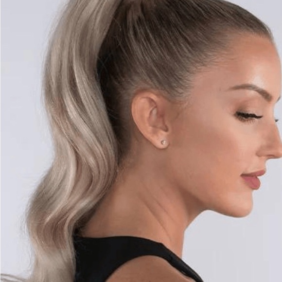 NEW-HIDDEN CROWN- BUNGEE PONYTAIL- COLOR 882 dark ash blonde wavy-human hair 18” - Picture 10 of 15